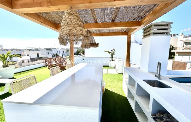 Herverkoop - Villa - Las Filipinas - Inland