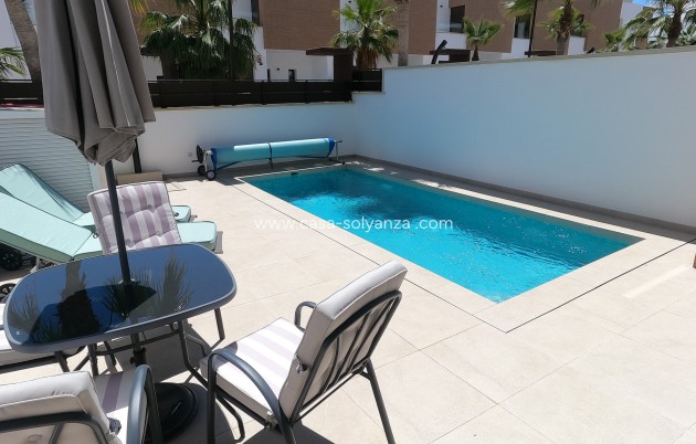 Herverkoop - Villa - Algorfa - La Finca Golf Resort