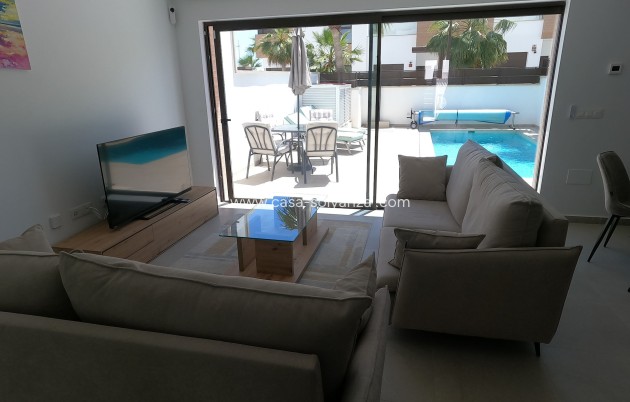 Herverkoop - Villa - Algorfa - La Finca Golf Resort