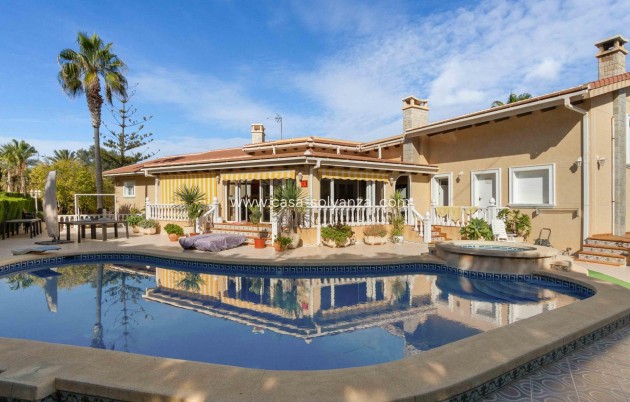Wiederverkauf - Villa - Cabo Roig - MUY CERCA DE LA PLAYA
