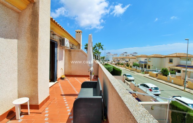 Herverkoop - Herenhuis - Villamartin - PAU 8