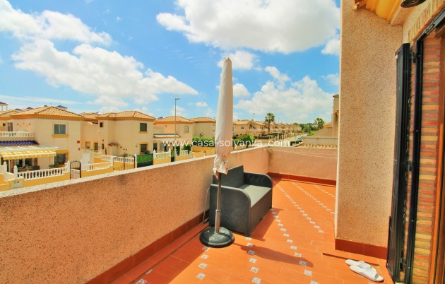 Herverkoop - Herenhuis - Villamartin - PAU 8