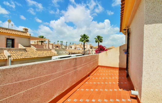 Herverkoop - Herenhuis - Villamartin - PAU 8