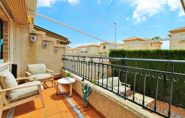 Herverkoop - Herenhuis - Villamartin - PAU 8