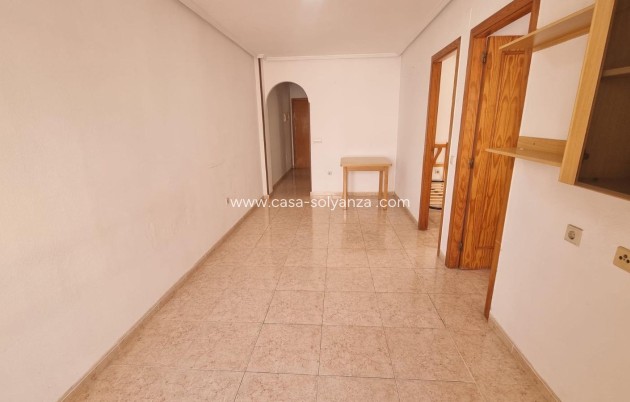 Resale - Apartment / flat - Torrevieja - El Molino