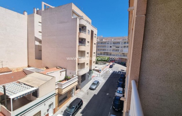 Resale - Apartment / flat - Torrevieja - El Molino
