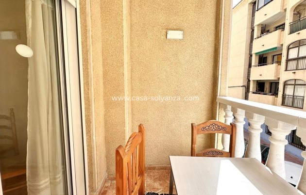 Herverkoop - Appartement / flat - Torrevieja - Center