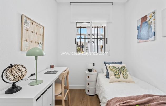 Reventa - Apartamento / piso - Playa Flamenca