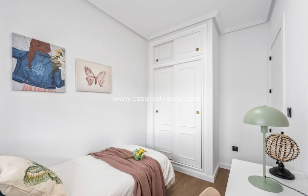 Reventa - Apartamento / piso - Playa Flamenca