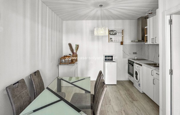 Herverkoop - Bungalow - Torrevieja - Los Balcones