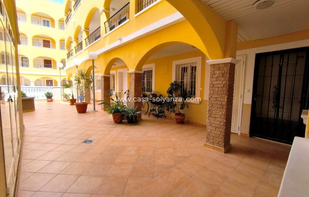 Herverkoop - Appartement / flat - Algorfa