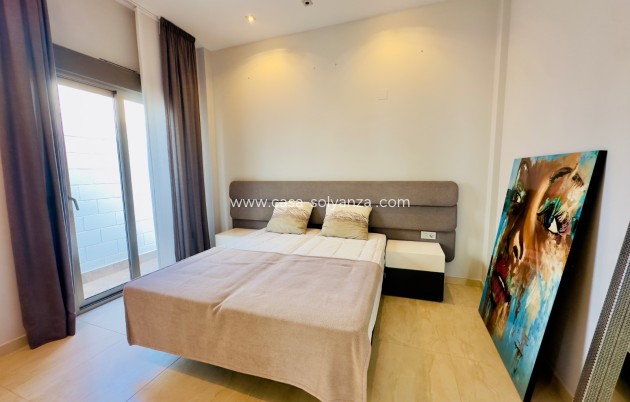 Herverkoop - Villa - Orihuela Costa - Los Dolses