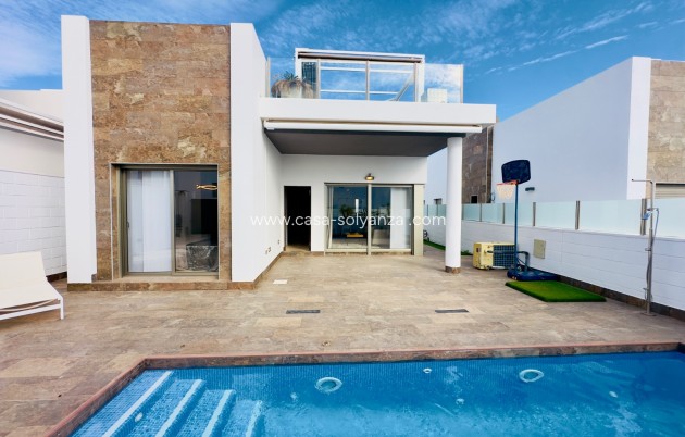 Herverkoop - Villa - Orihuela Costa - Los Dolses