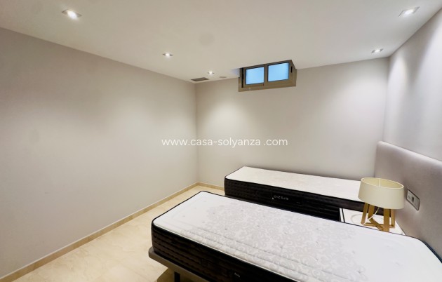 Herverkoop - Villa - Orihuela Costa - Los Dolses