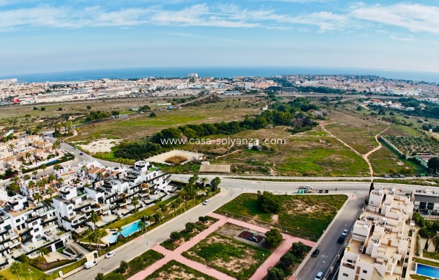 Herverkoop - Villa - Orihuela Costa - Los Dolses
