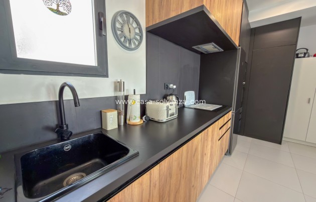 Herverkoop - Appartement / flat - San Miguel de Salinas - Pueblo