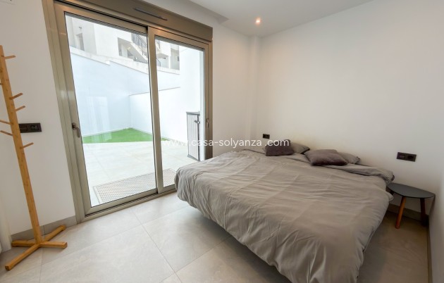 Herverkoop - Villa - Orihuela Costa - Villamartín