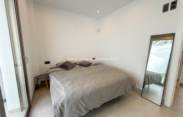 Herverkoop - Villa - Orihuela Costa - Villamartín