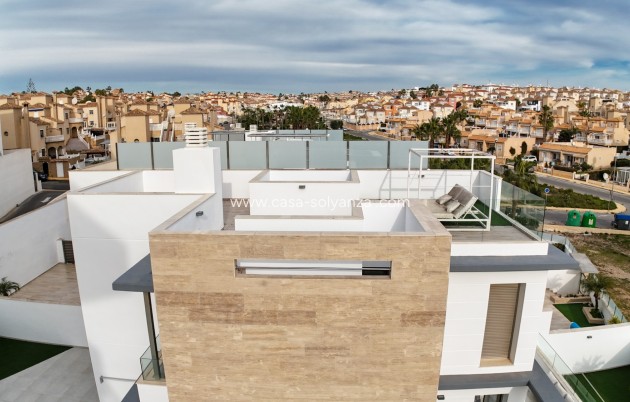 Herverkoop - Villa - Orihuela Costa - Villamartín