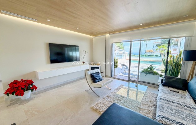 Herverkoop - Villa - Orihuela Costa - Campoamor