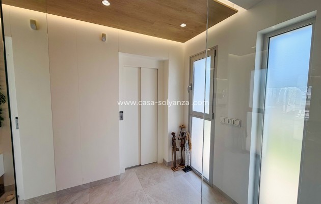Herverkoop - Villa - Orihuela Costa - Campoamor