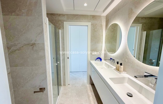Herverkoop - Villa - Orihuela Costa - Campoamor