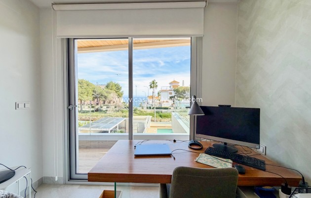 Herverkoop - Villa - Orihuela Costa - Campoamor