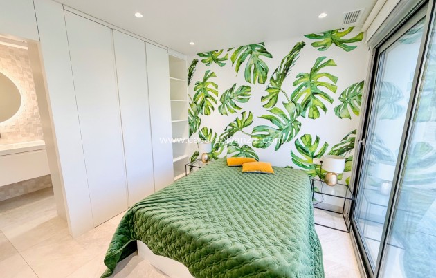 Herverkoop - Villa - Orihuela Costa - Campoamor