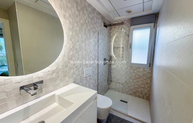 Herverkoop - Villa - Orihuela Costa - Campoamor