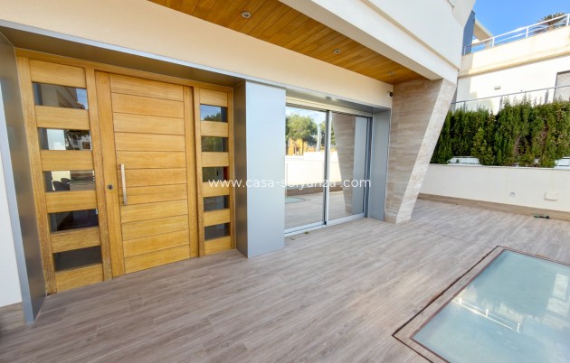 Herverkoop - Villa - Orihuela Costa - Campoamor
