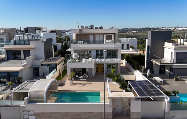 Herverkoop - Villa - Orihuela Costa - Campoamor