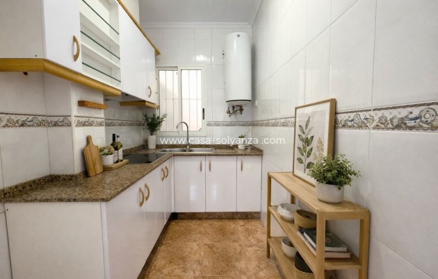 Herverkoop - Appartement / flat - Torrevieja - Center