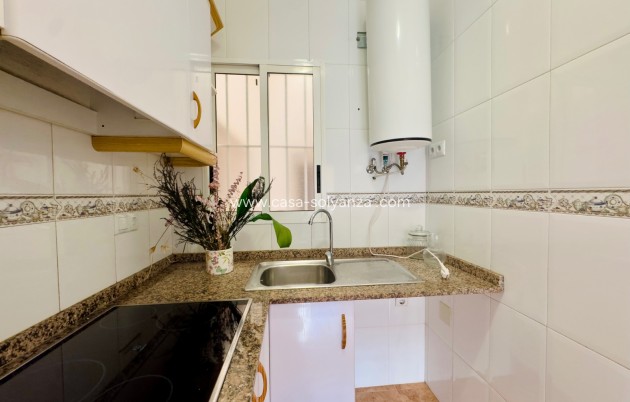 Herverkoop - Appartement / flat - Torrevieja - Center