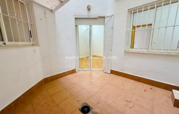 Herverkoop - Appartement / flat - Torrevieja - Center