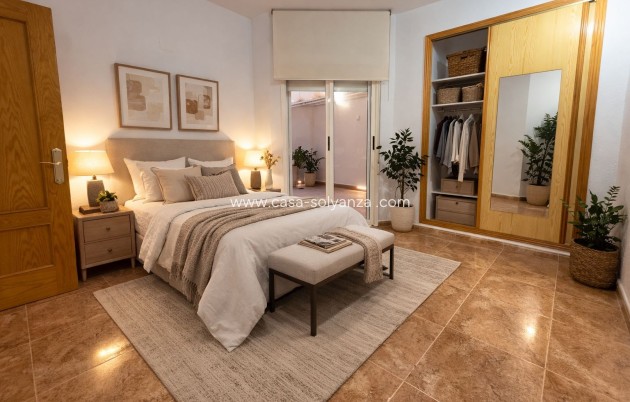 Herverkoop - Appartement / flat - Torrevieja - Center