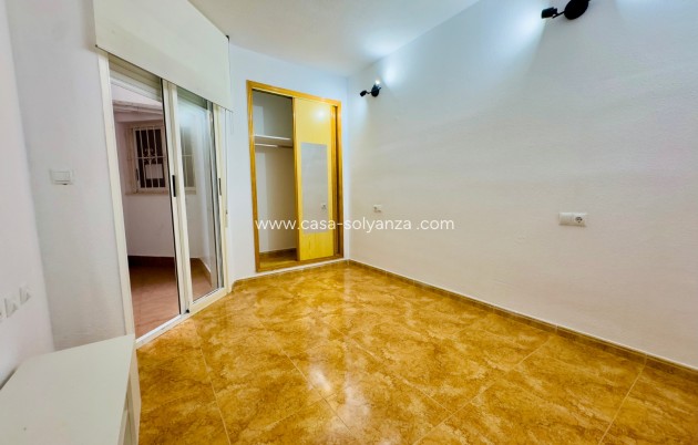 Herverkoop - Appartement / flat - Torrevieja - Center