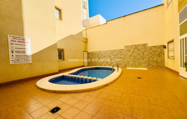 Herverkoop - Appartement / flat - Torrevieja - Center