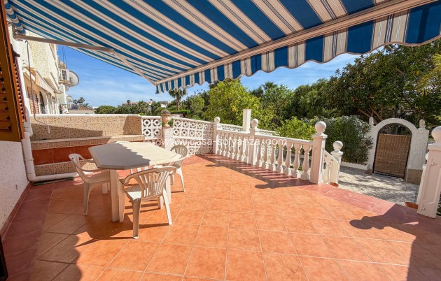 Herverkoop - Villa - Orihuela Costa - Playa Flamenca