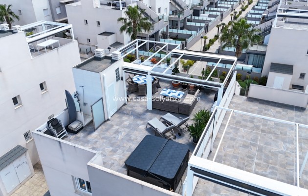 Herverkoop - Appartement / flat - Torrevieja - Aguas nuevas