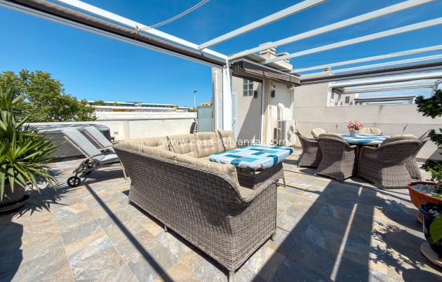 Herverkoop - Appartement / flat - Torrevieja - Aguas nuevas
