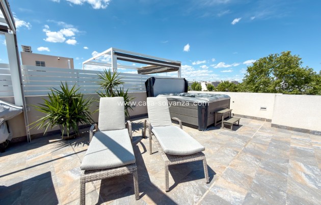 Herverkoop - Appartement / flat - Torrevieja - Aguas nuevas
