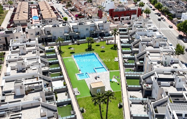 Herverkoop - Appartement / flat - Torrevieja - Aguas nuevas