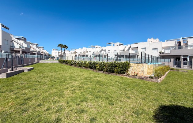 Herverkoop - Appartement / flat - Torrevieja - Aguas nuevas