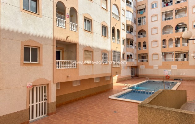 Herverkoop - Appartement / flat - Torrevieja - Costa Blanca