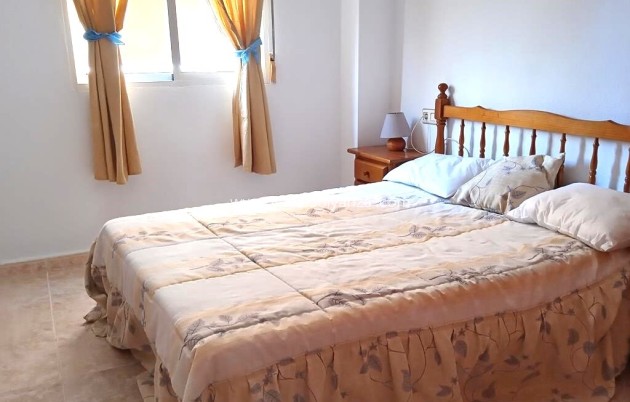 Herverkoop - Appartement / flat - Torrevieja - El Molino