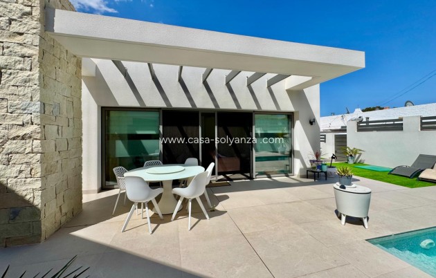 Herverkoop - Villa - San Miguel de Salinas - Blue Lagoon - Galán