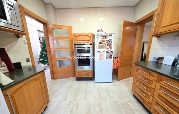 Herverkoop - Villa - Dehesa de campoamor - Campoamor