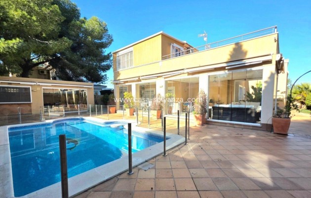 Herverkoop - Villa - Dehesa de campoamor - Campoamor
