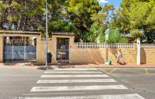 Wiederverkauf - Villa - Torrevieja - Los Balcones