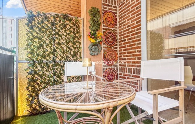 Herverkoop - Appartement / flat - Torrevieja - El Acequión - Los Náufragos